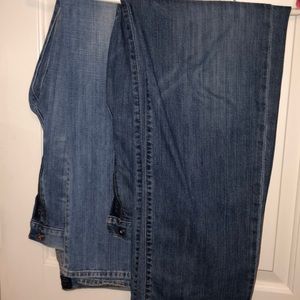 LUCKY BRAND JEANS